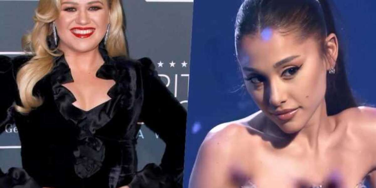 Kelly Clarkson confessed being Ari's Fan