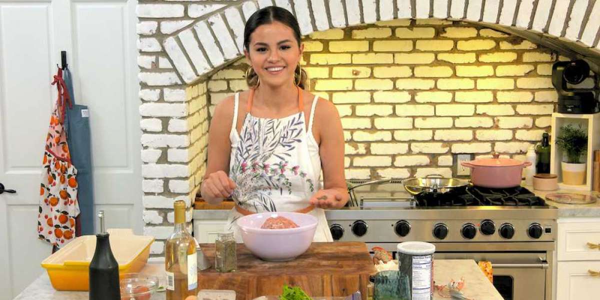 Selena + Chef is back this October