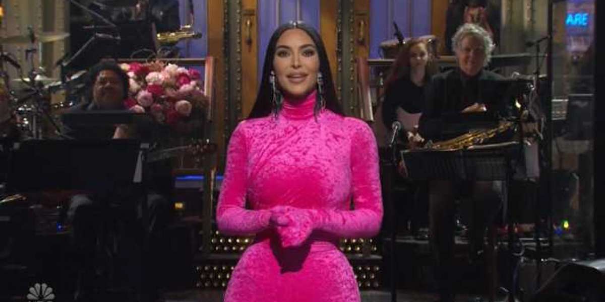 Kim Kardashian Leaves Everyone Gasping After SNL Hosting Stint