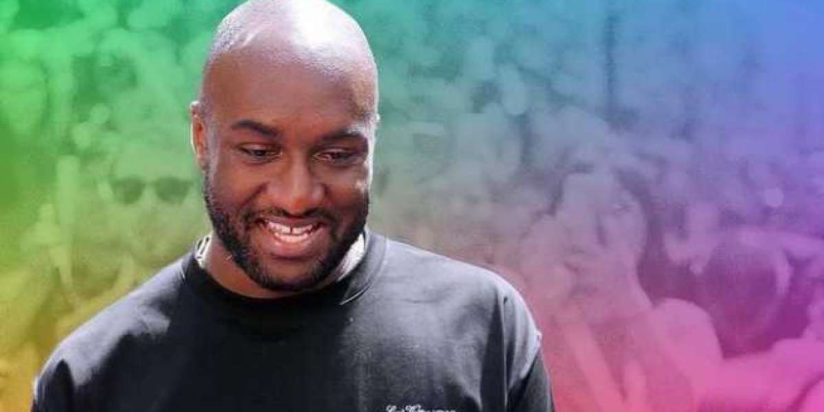 Louis Vuitton’s Men’s Artistic Director Virgil Abloh Passes Away at 41