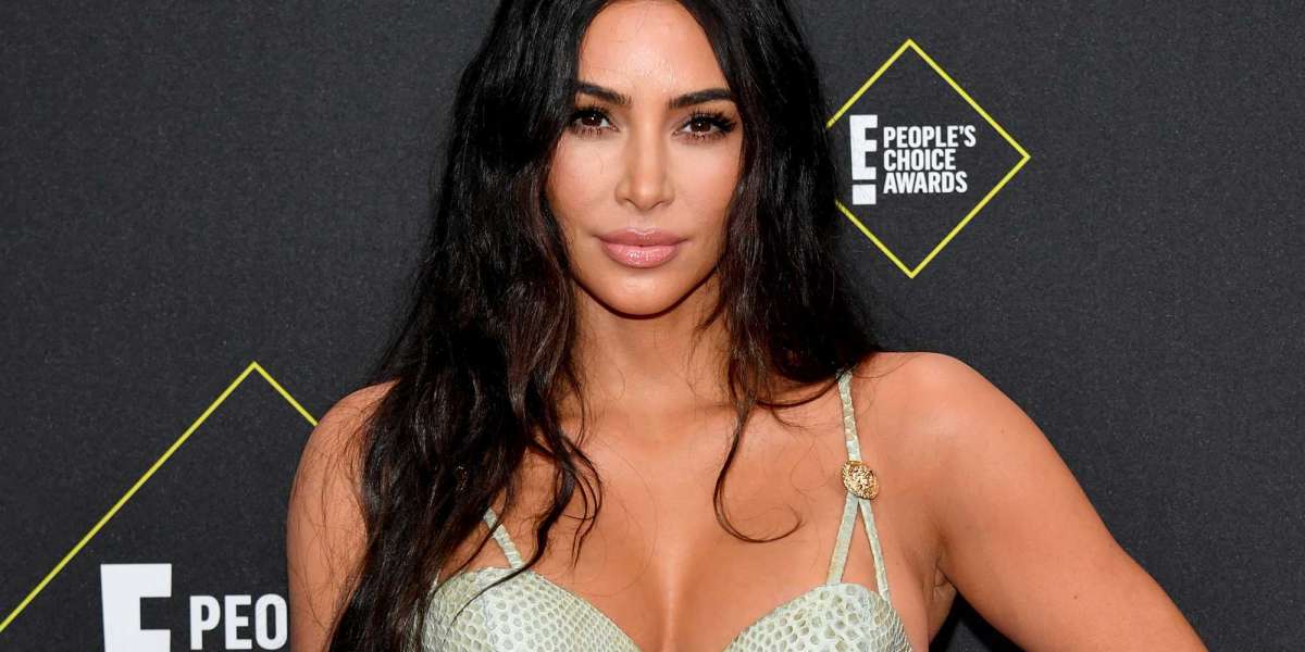 Kim Kardashian Set To Receive Fashion Icon Award At The 2021 People's Choice Awards