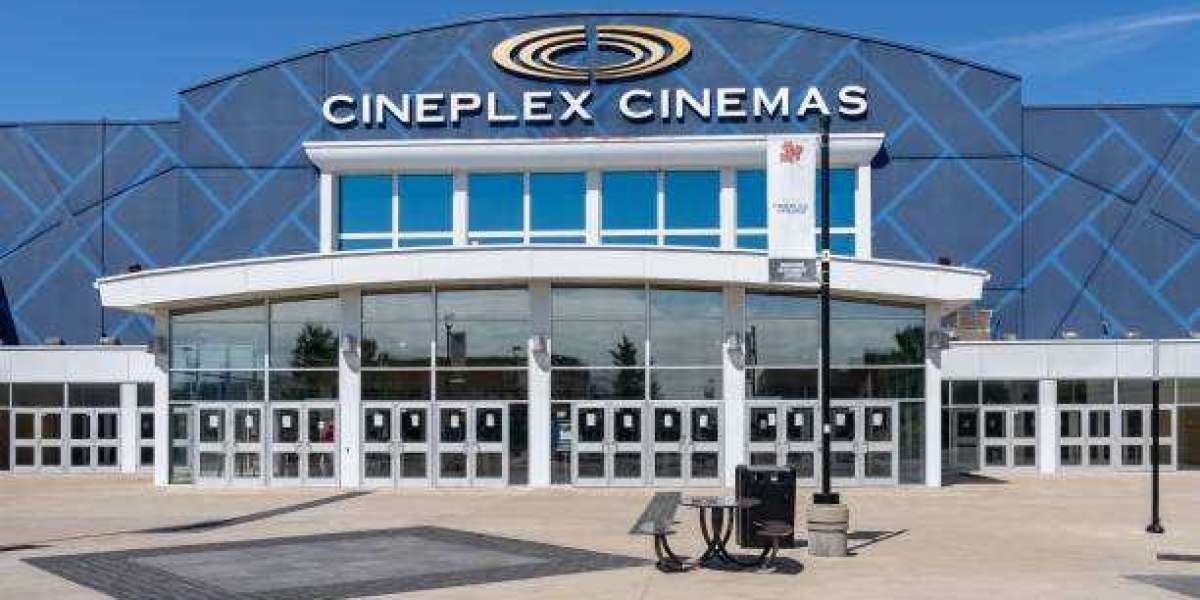 Cineplex Lays Off 5,000 Part-Time Employees Due to Omicron Surge