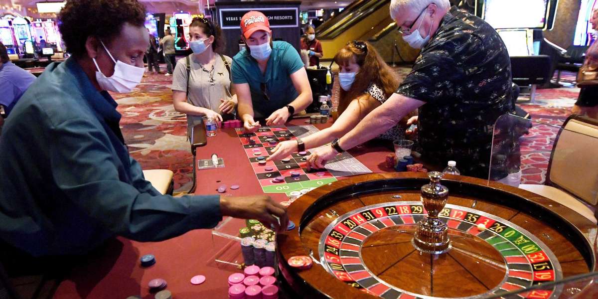 Las Vegas Casinos Lift Indoor Mask Mandate