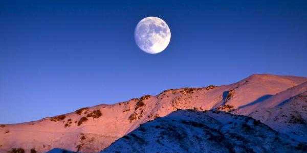 Full 'Snow Moon' of February 2022 Rises Tonight!