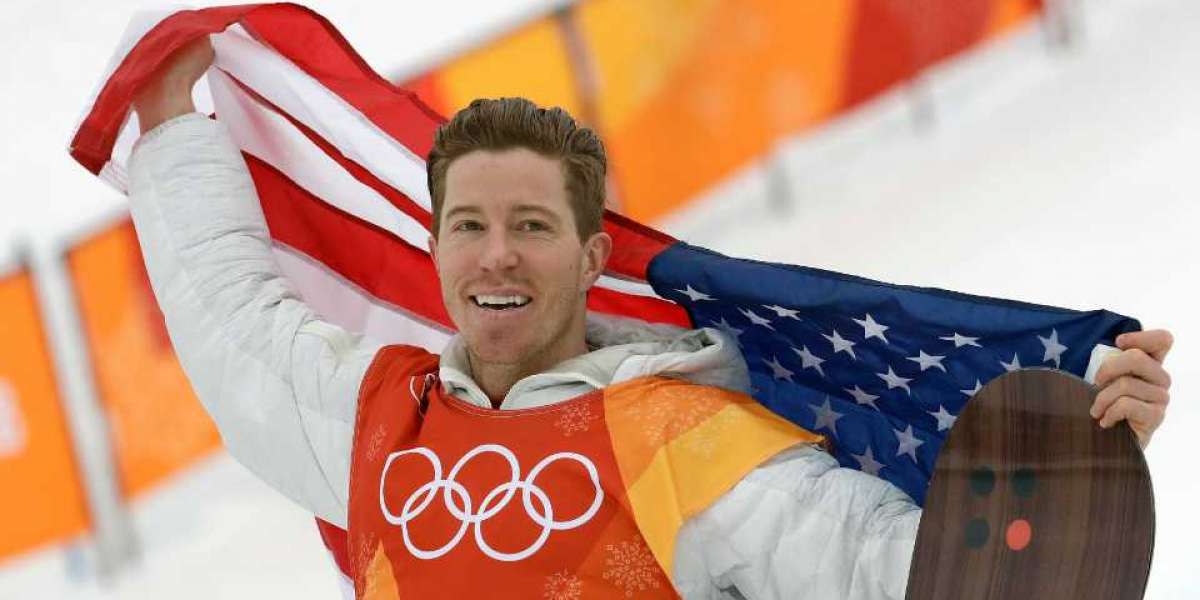 Professional Snowboarder Shaun White Retires